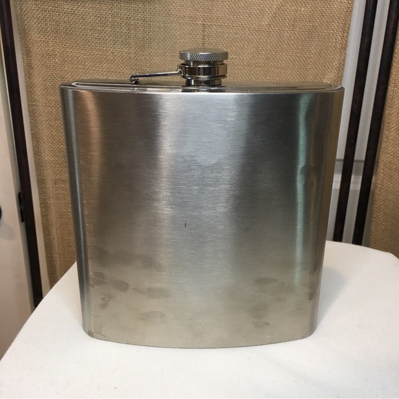 40 OUNCE STAINLESS STEEL FLASK BY MERCHSOURCE - Picture 2 of 3